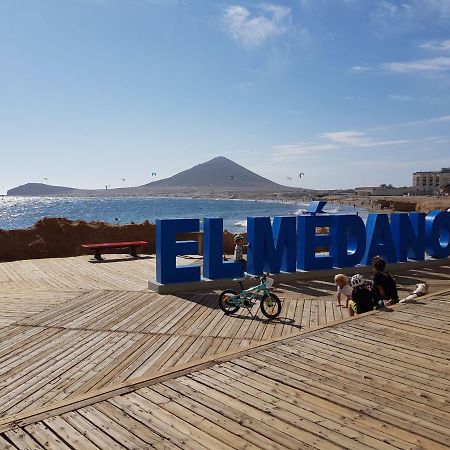 Alquilaencanarias El Medano Mirazul Plaza Roja エクステリア 写真